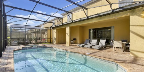 Resort Amenities | Free Heated Pool | Games