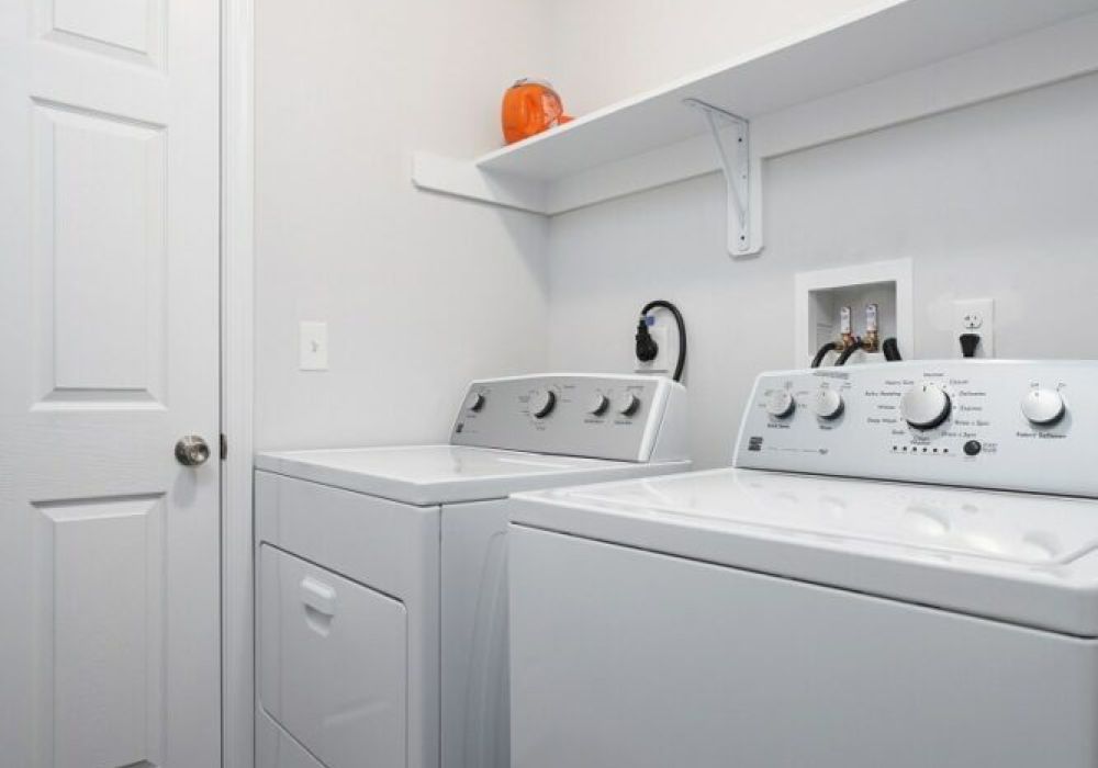 Full size washer and dryer in the home