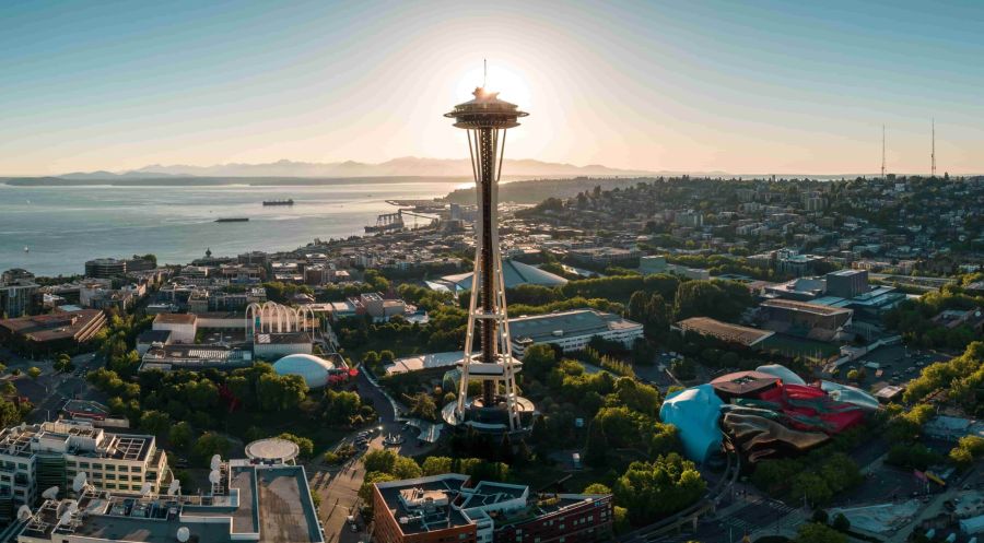 Seattle skyline featuring the Space Needle, showing our blog's focus on effective Seattle vacation rental marketing strategies.
