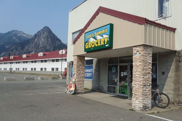 Lee’s Summit Grocery